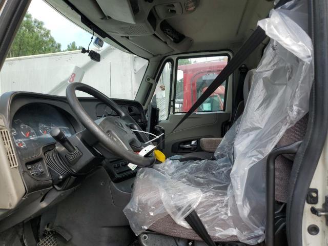 2013 International Prostar Semi Truck