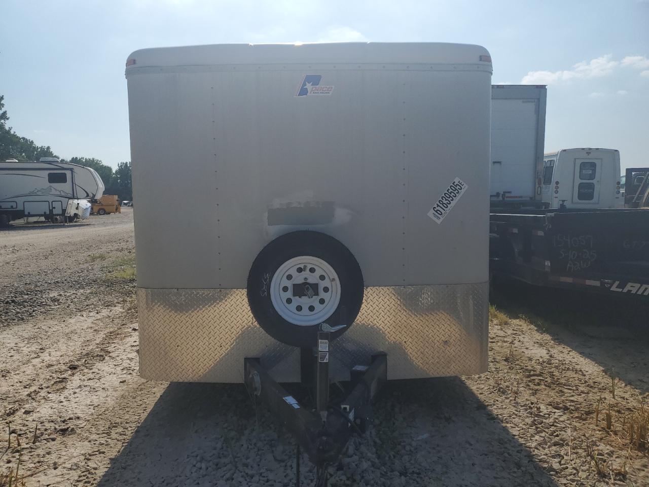 2005 Pacearican Trailer
