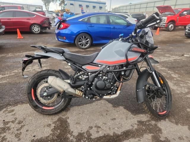 2025 Royal Enfield Motors Himalayan 450