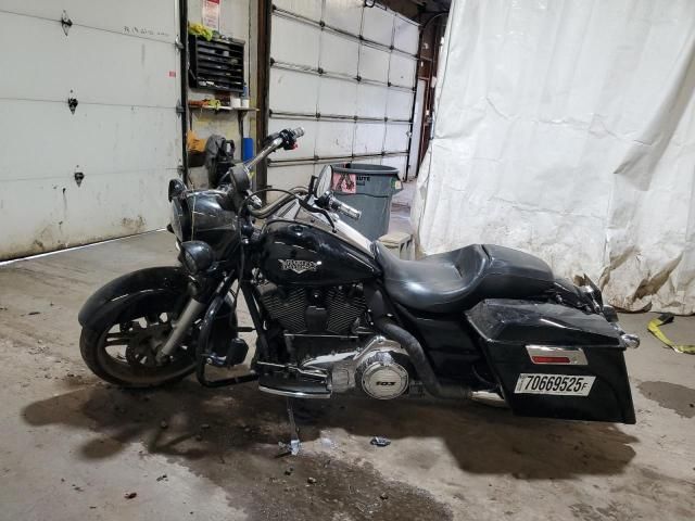 2011 Harley-Davidson Flhp