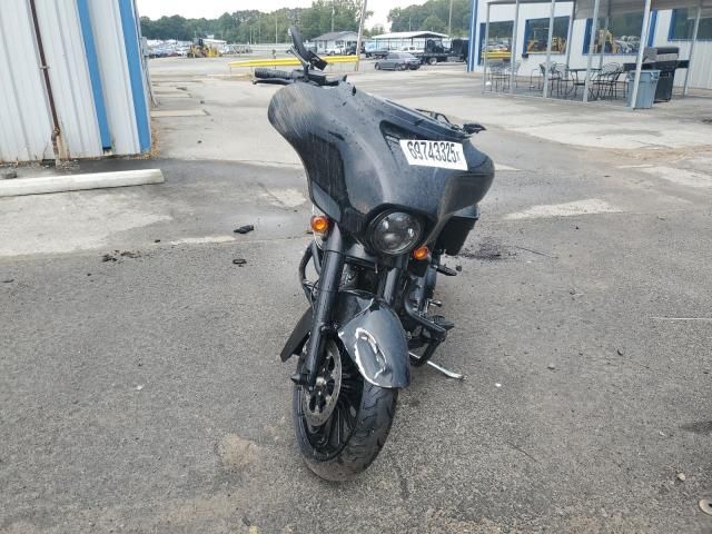 2019 Harley-Davidson Flhxs