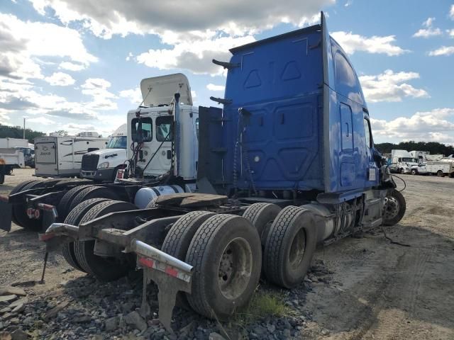 2020 Freightliner Cascadia 126 Semi Truck