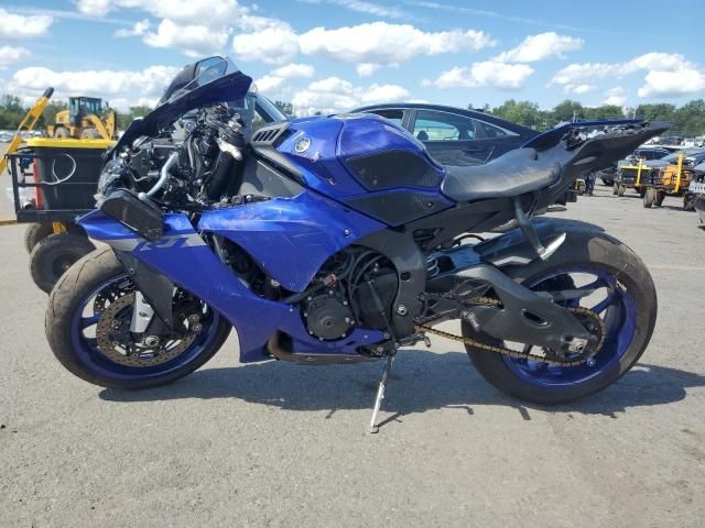 2021 Yamaha YZFR1
