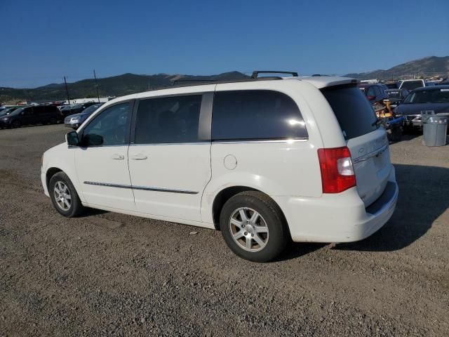 2013 Chrysler Town & Country Touring