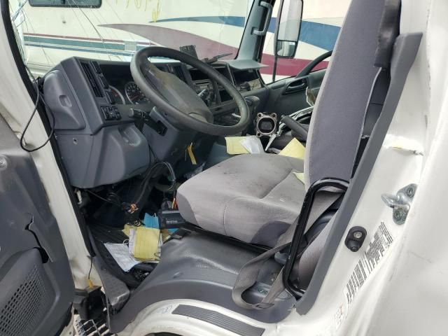 2018 Isuzu NPR HD