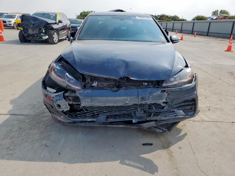2018 Volkswagen GTI S/SE