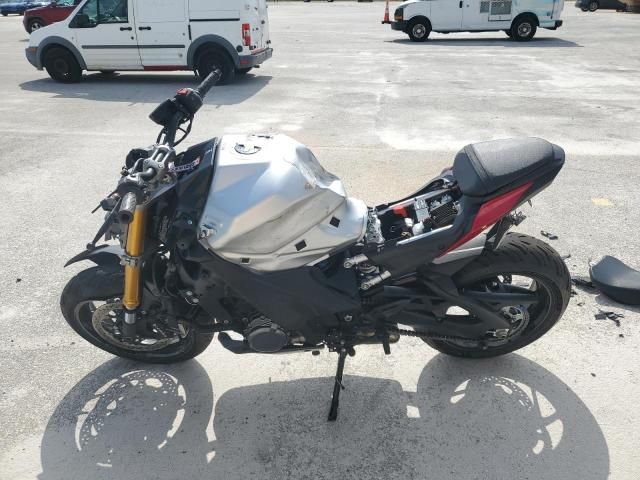 2024 Suzuki GSX-S1000 A