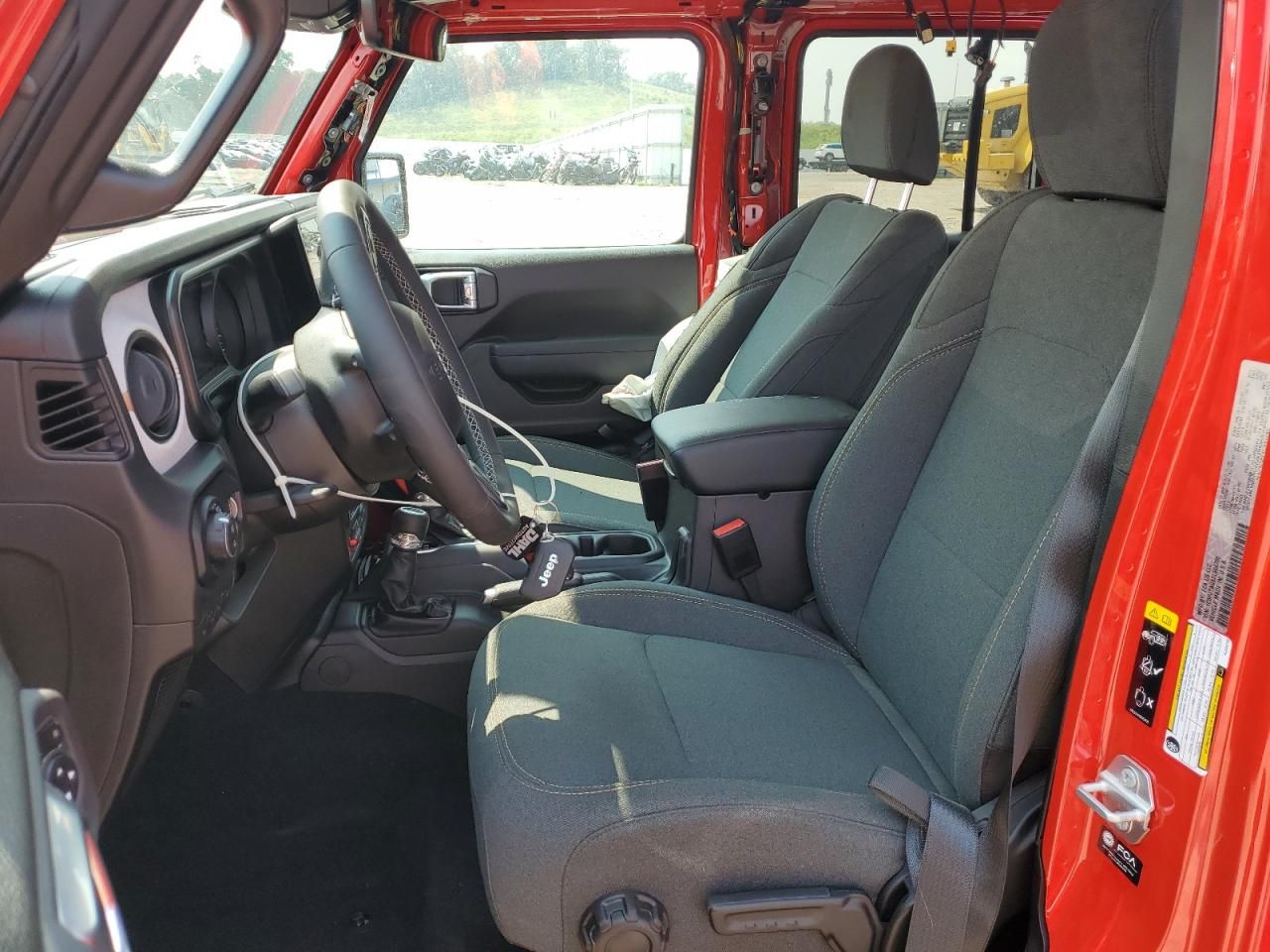 2025 Jeep Gladiator Sport