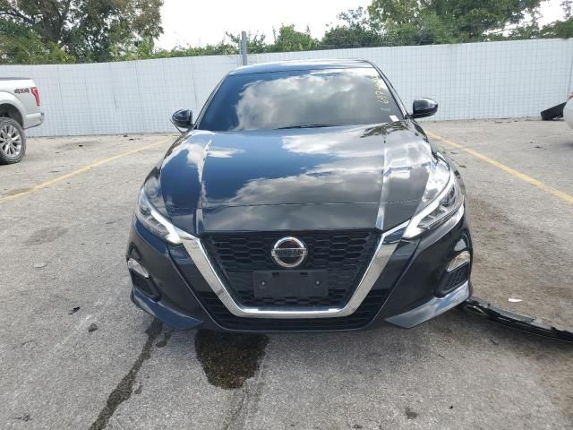 2022 Nissan Altima SV
