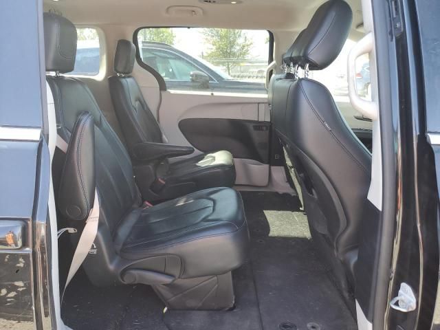 2021 Chrysler Pacifica Touring l