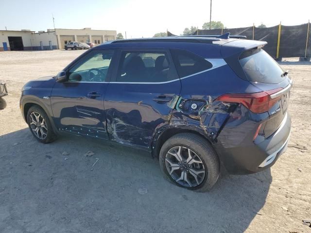 2021 KIA Seltos EX