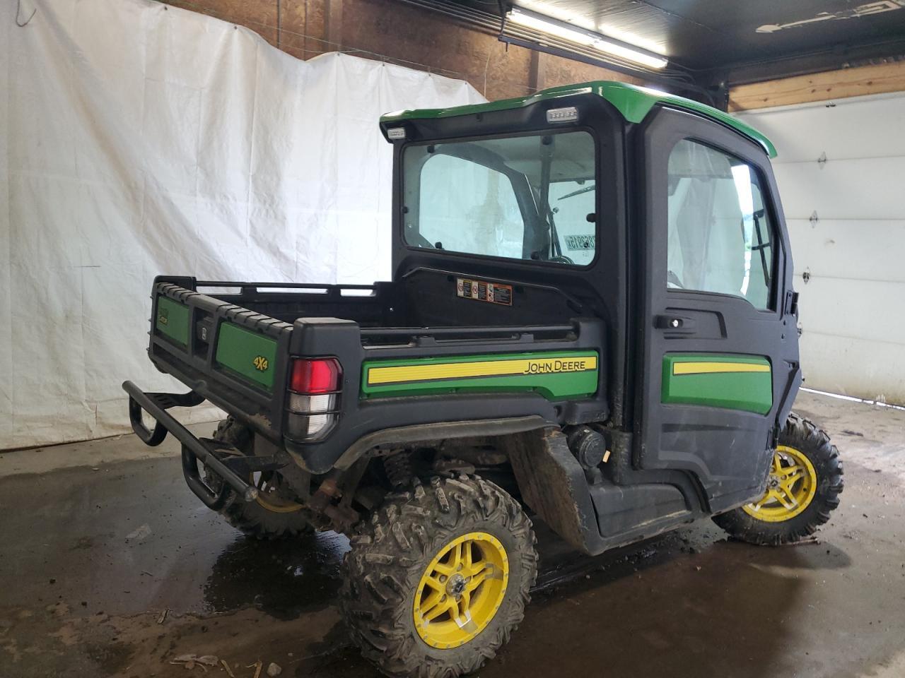 2018 John Deere 835R-ATV AND Utility Vehicles ATV