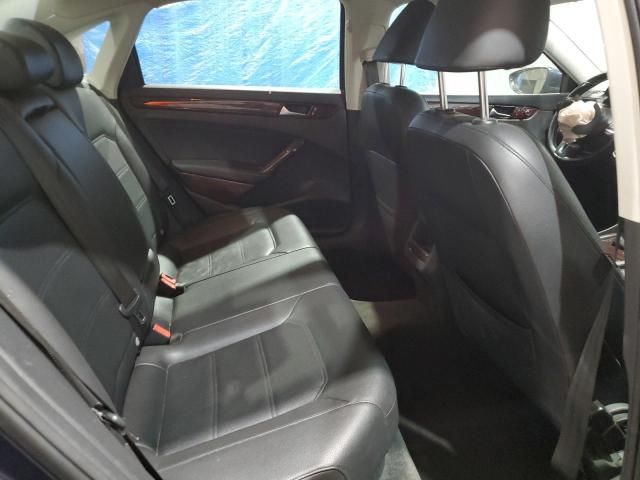 2012 Volkswagen Passat SE