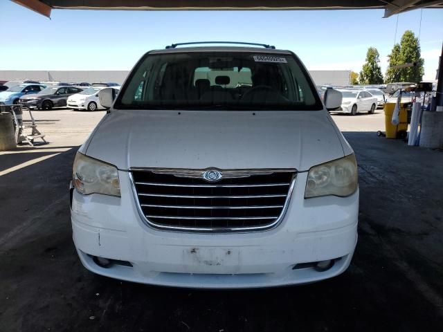 2010 Chrysler Town & Country Touring