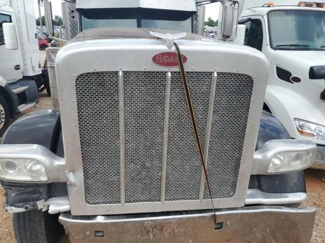 2018 Peterbilt 389 Semi Truck