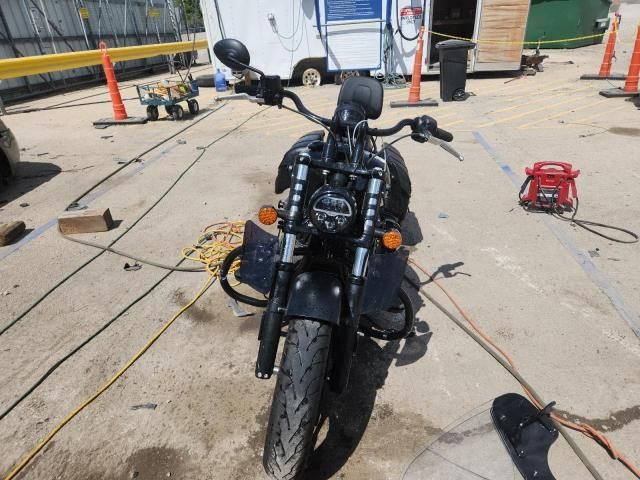 2022 Indian Motorcycle Co. Chief Dark Horse ABS