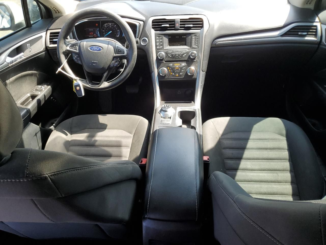 2017 Ford Fusion se Hybrid