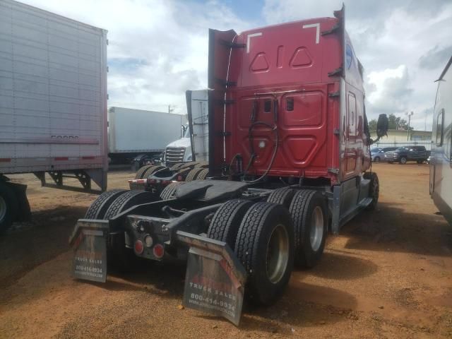 2016 Freightliner Cascadia 125 Semi Truck