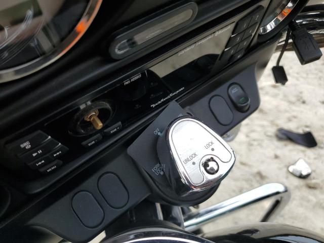 2007 Harley-Davidson Flhx