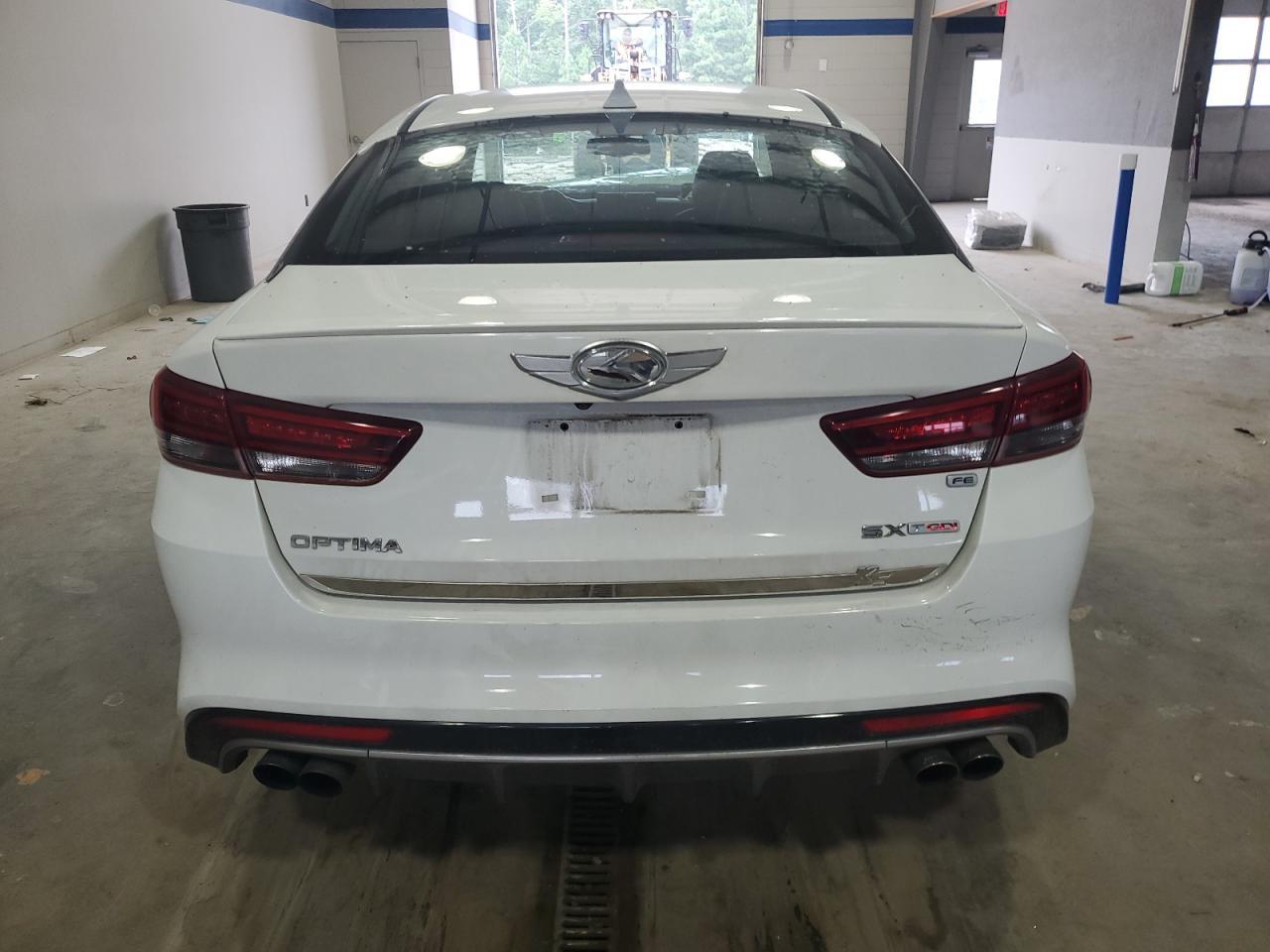 2016 KIA Optima sx