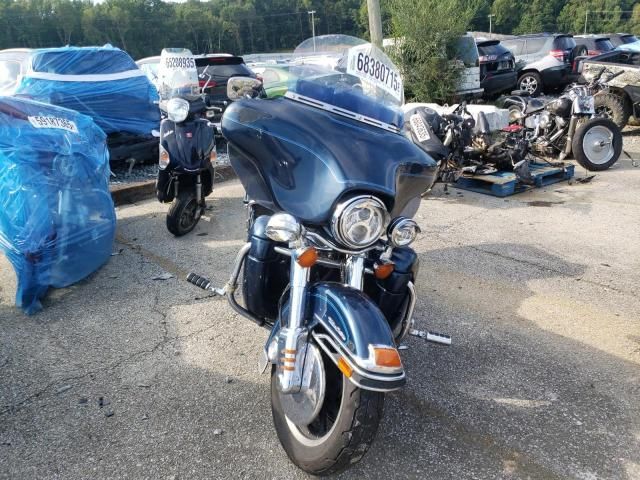 2001 Harley-Davidson Flhtcui
