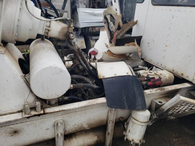 2004 Kenworth W900 Ready MIX Truck