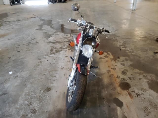 1999 Suzuki VZ800