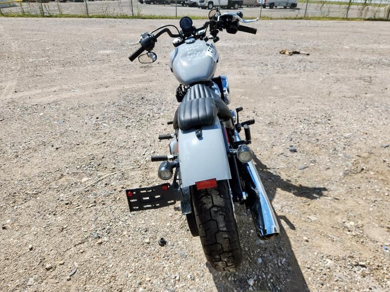 2025 Harley-Davidson Fxbb