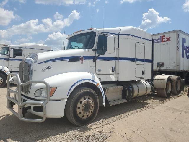 2015 Kenworth T660 Semi Truck