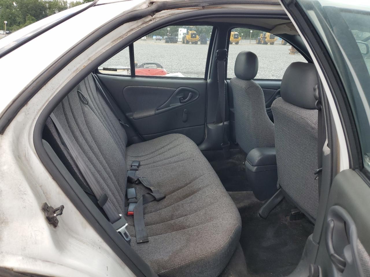 2001 Chevrolet Cavalier Base
