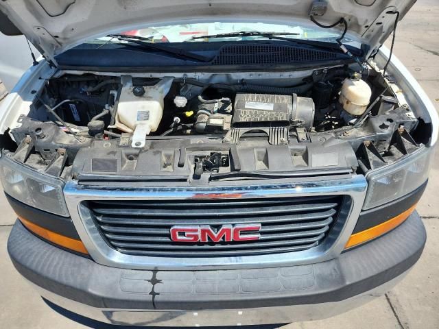 2020 GMC Savana Cargo 2500 13