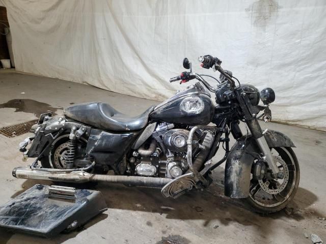 2011 Harley-Davidson Flhp