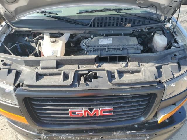 2023 GMC Savana G2500
