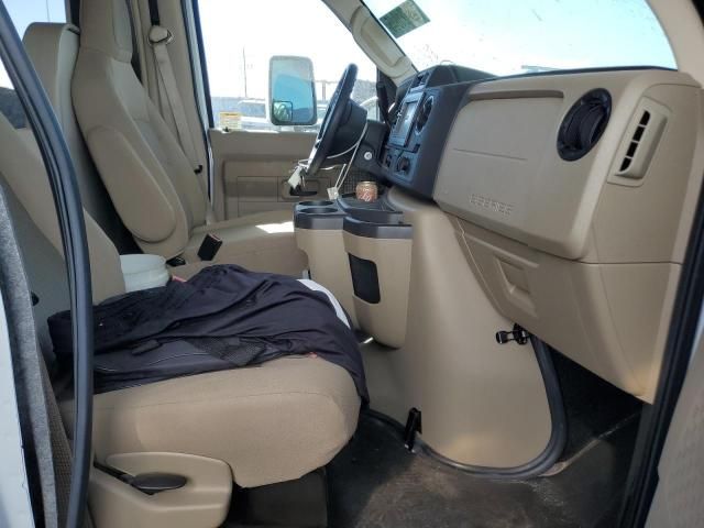 2022 Thmc 24sx 2022 Ford Econoline E350 Super Duty Cutaway Van