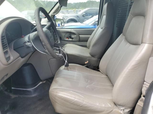 2000 GMC Safari XT