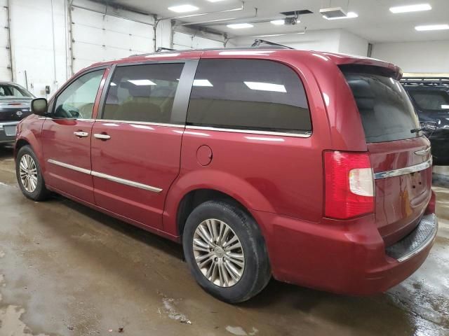 2015 Chrysler Town & Country Touring L
