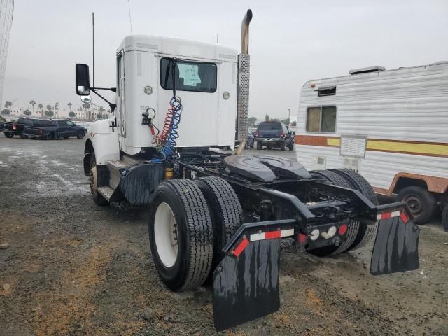 2015 Kenworth T400 Semi Truck