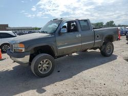 Salvage cars for sale from Copart Kansas City, KS: 2002 GMC Sierra K2500 Heavy Duty