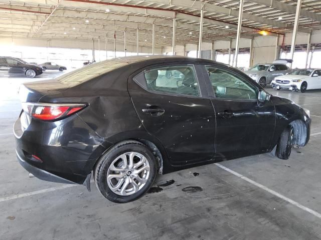 2017 Toyota Yaris IA