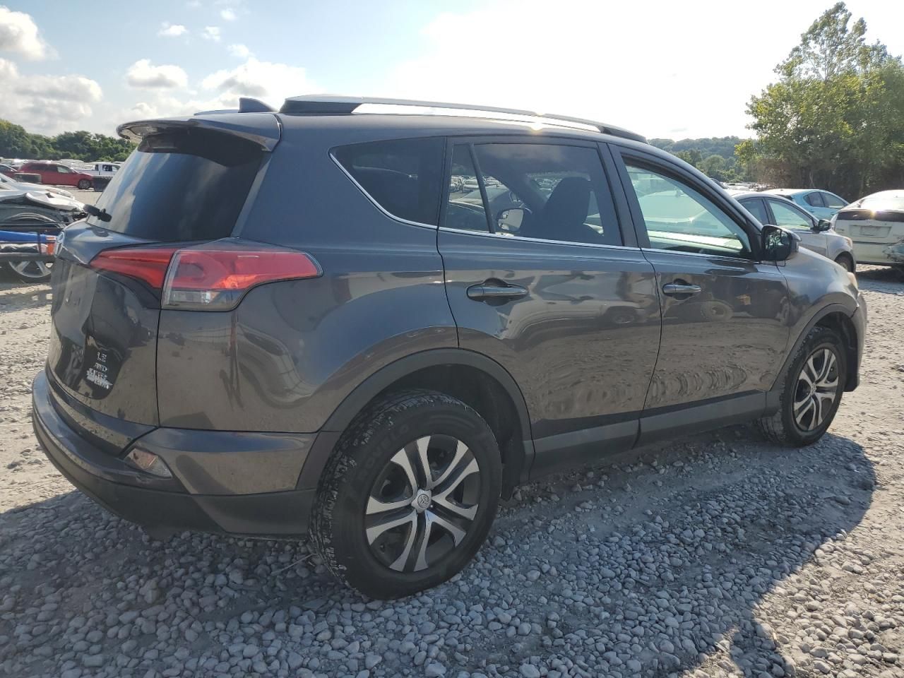 2016 Toyota Rav4 le