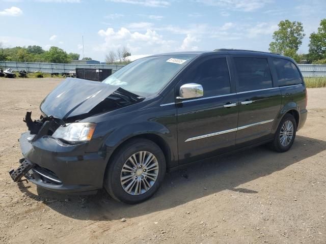 2014 Chrysler Town & Country Touring L