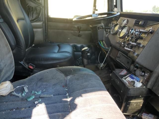 2000 Kenworth W900 Semi Truck