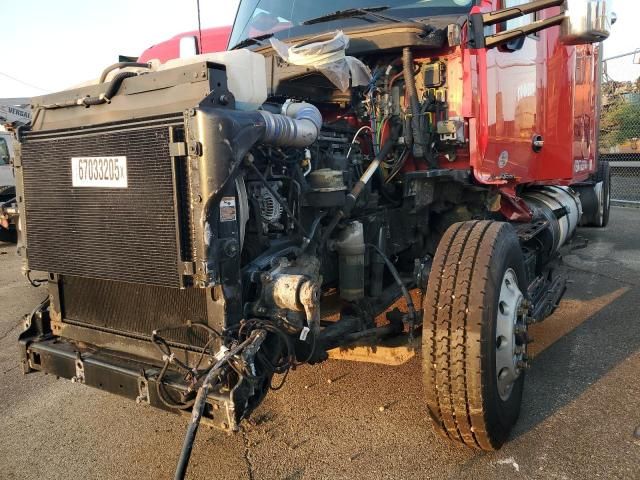 2022 Kenworth T680 Semi Truck
