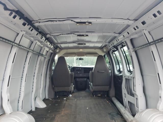 2023 GMC Savana G3500