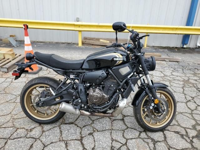 2025 Yamaha MTM690