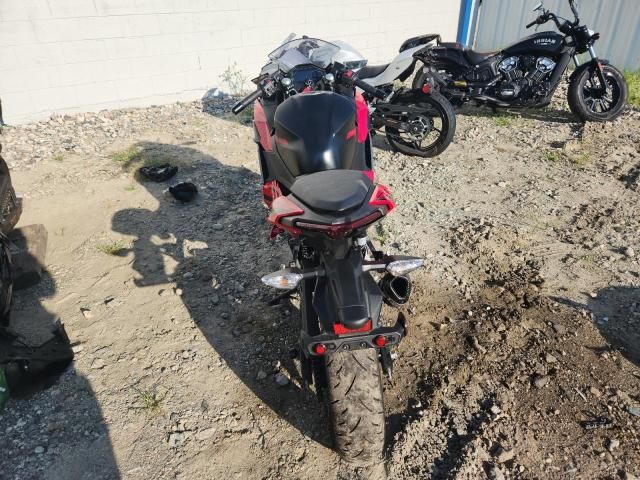 2025 Kawasaki EX500