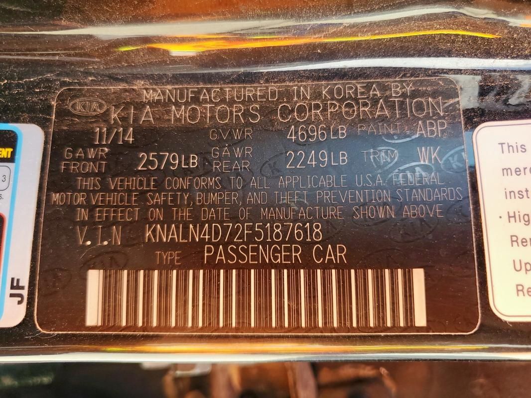 2015 KIA Cadenza Premium