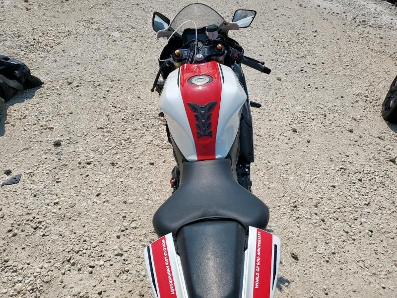 2022 Yamaha YZFR7