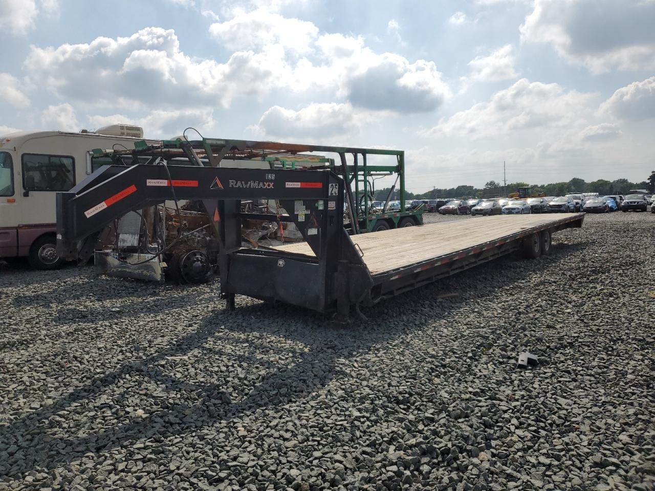 2022 Rawmaxx FDX-40-27K Flatbed Trailer