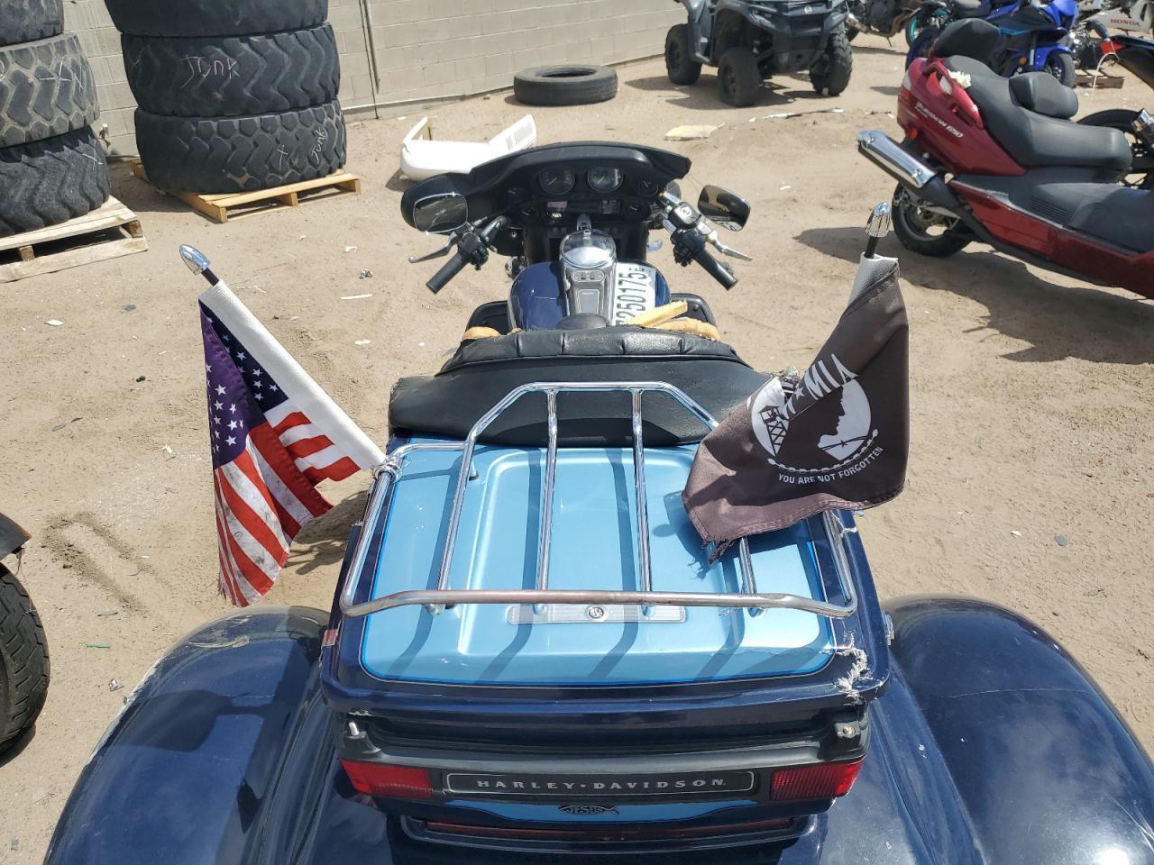 2000 Harley-Davidson Flhtcui Shrine